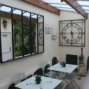 ** Hotel Du Dragon França
